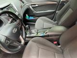 Hyundai i40 1.7 CRDi PREMIUM: DCT/NAVI/KAM/SHZ/AHK/DAB - Hyundai: Limousine, 40