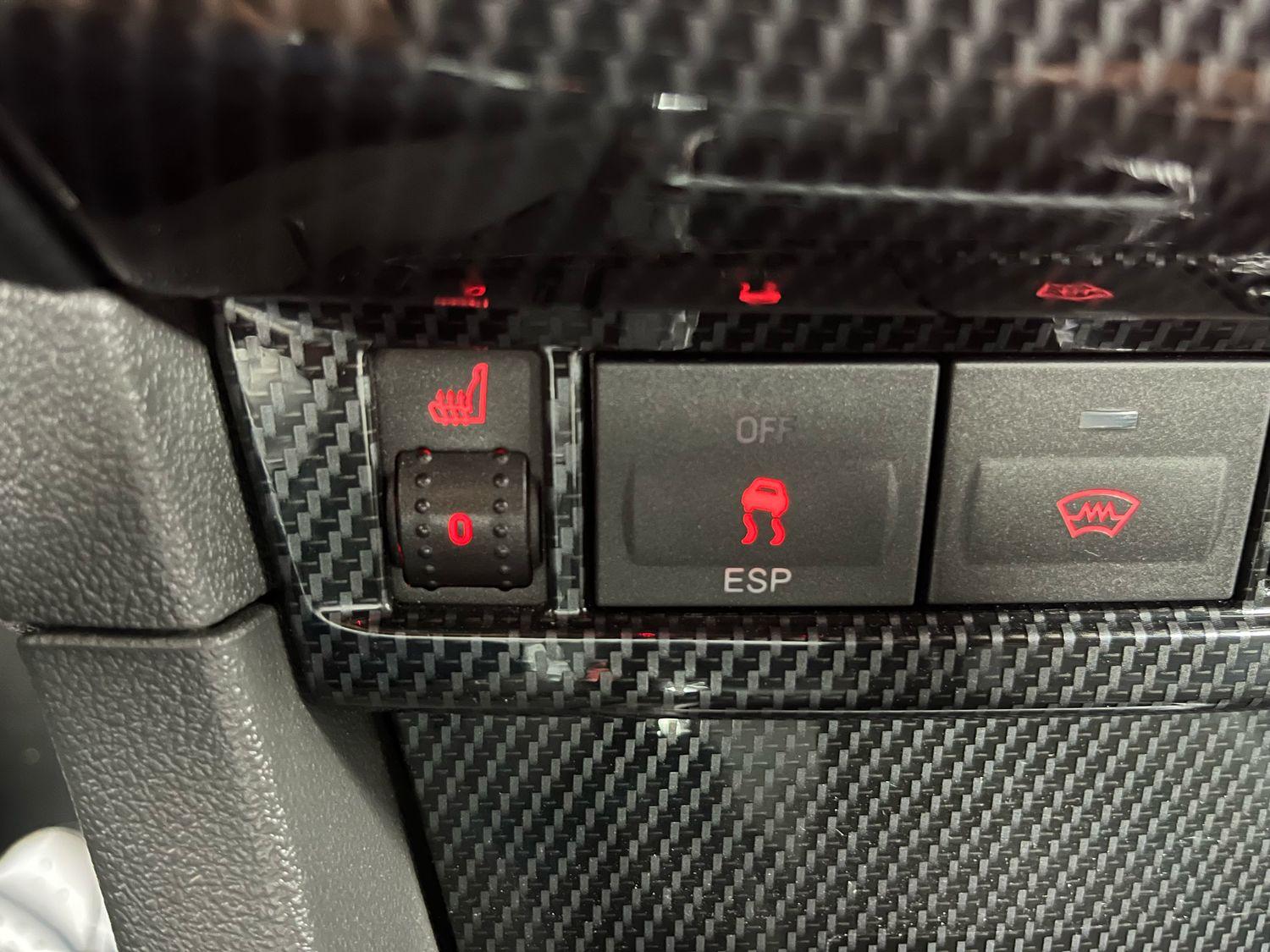 FORD FOCUS ST 2.5L - 226 CV -  RECARO - BVM - PACK SPORT - CARNET D'ENTRETIEN