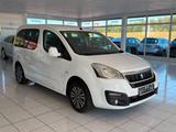 Peugeot Partner Tepee Active+Navi+Tempomat+5-Sitzer+AHK - Peugeot Partner Tepee aus 2015