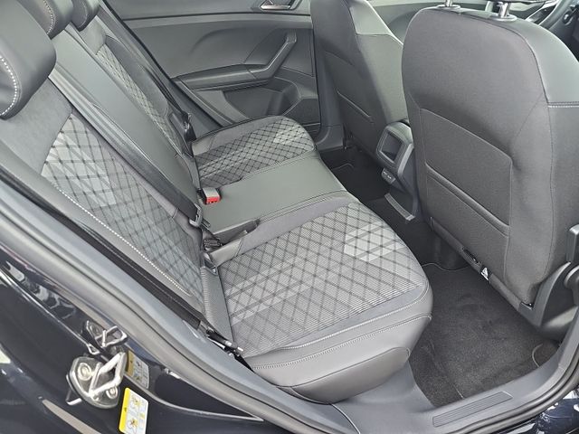 T-Cross 1.5 TSI DSG R-Line AHK
