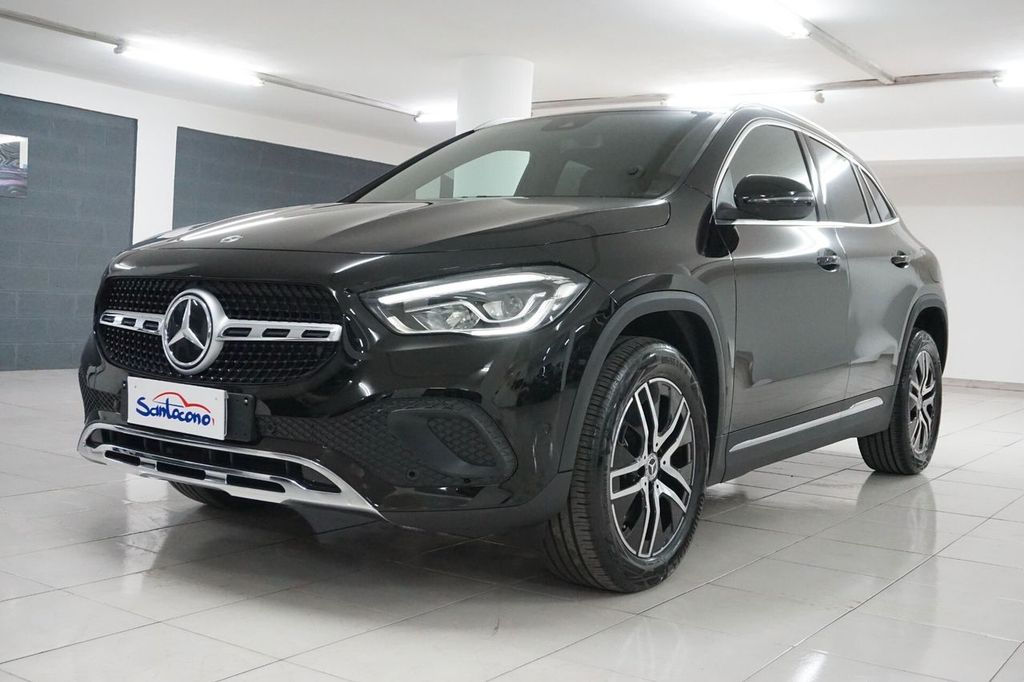 Image of Mercedes-Benz GLA 180