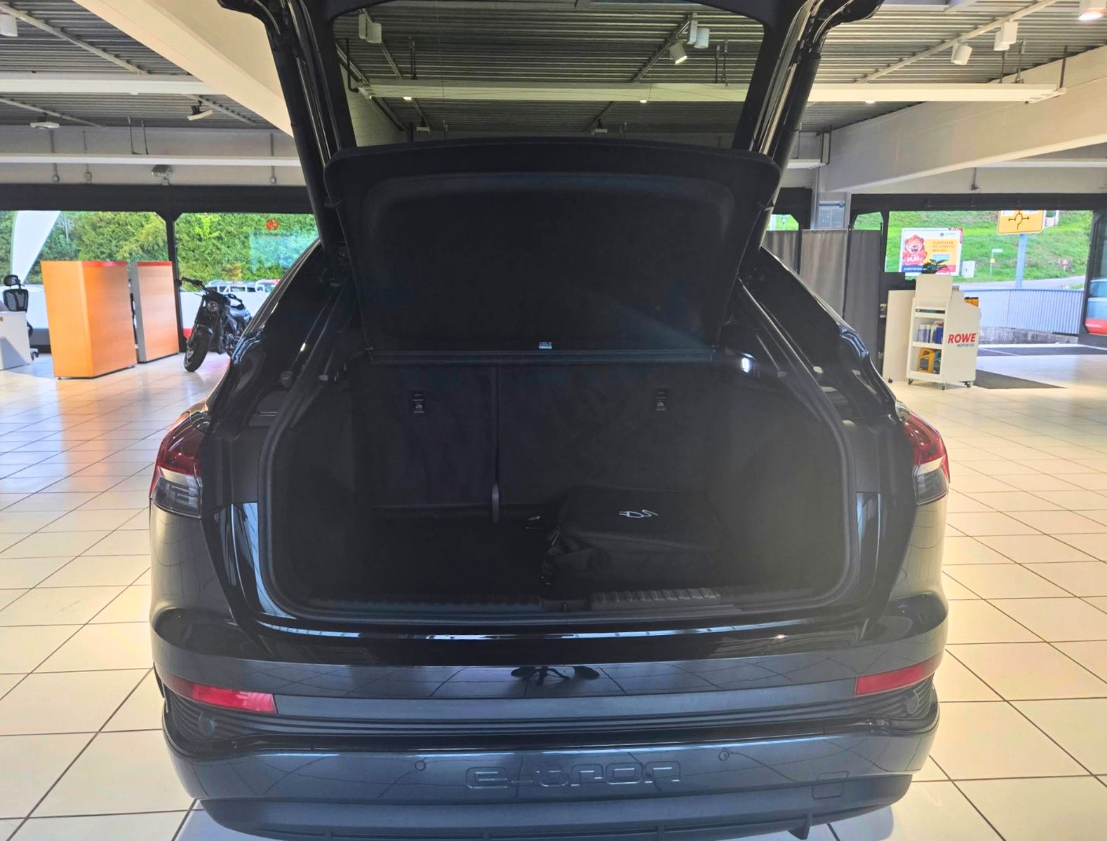 AUDI Q4 — zdjęcie 32