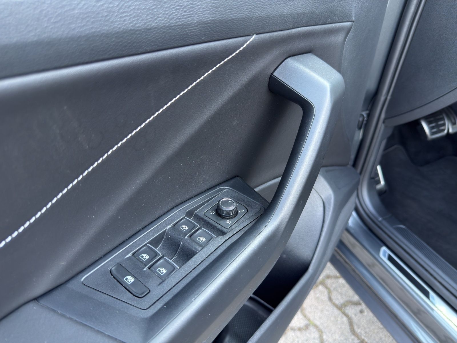 Volkswagen T-Roc - Bild 17