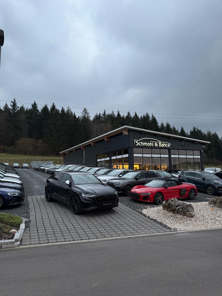 showroom-image-bottom