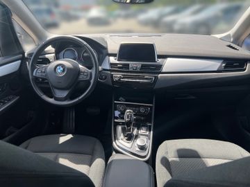 BMW 216 Active Tourer - 11