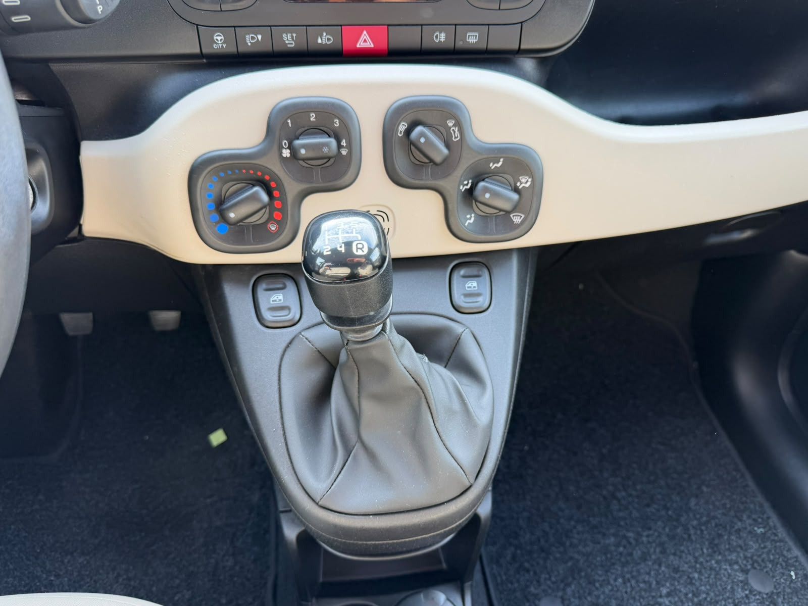 Fahrzeugabbildung Fiat Panda Pop
