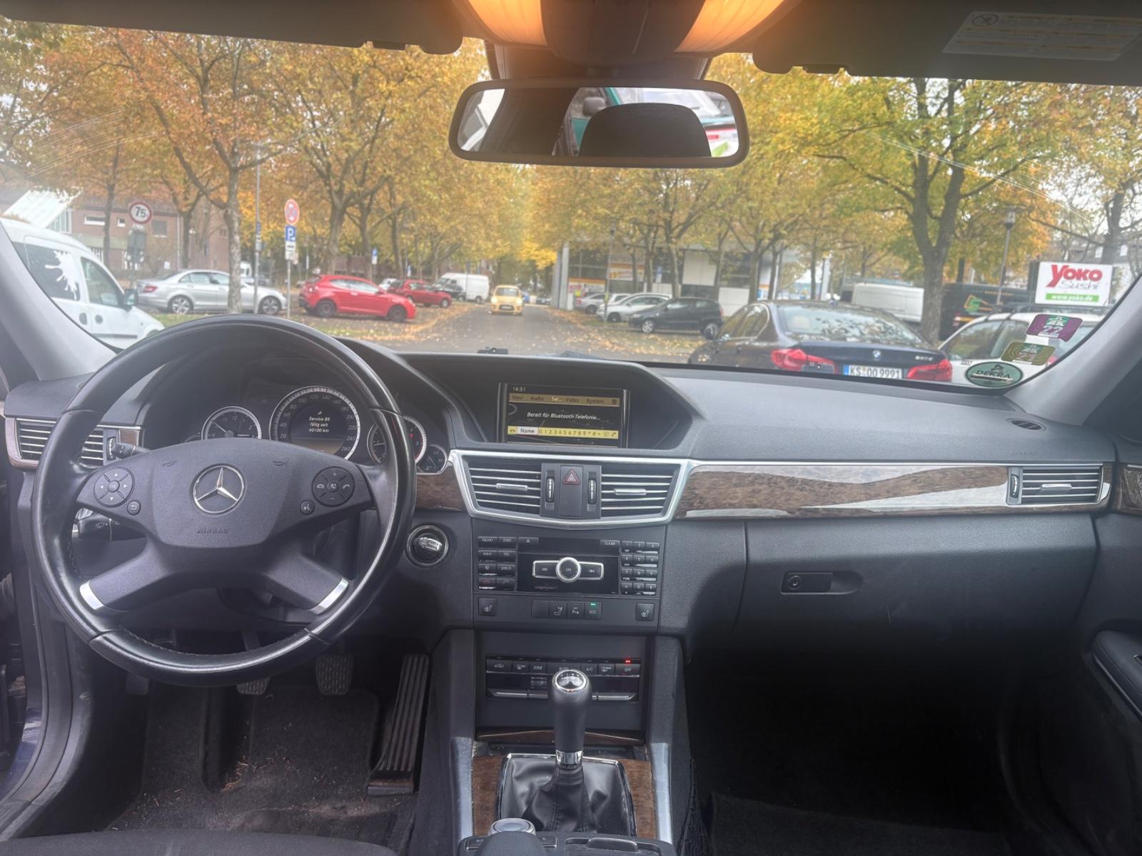 Mercedes-Benz 250 2011 — photo 9