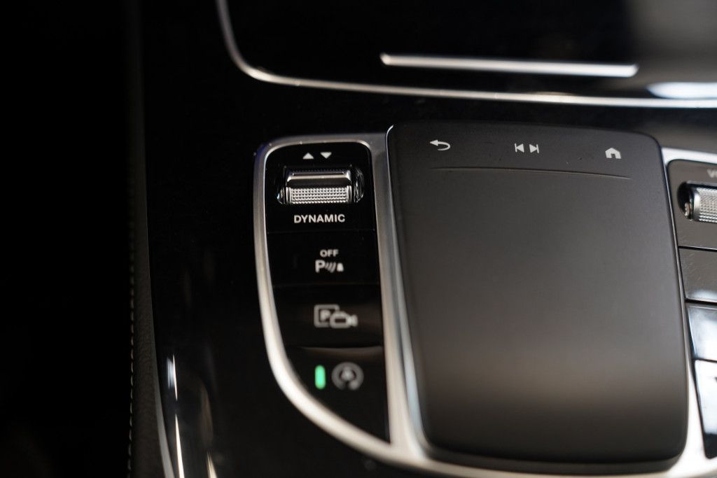 Mercedes Benz E 220