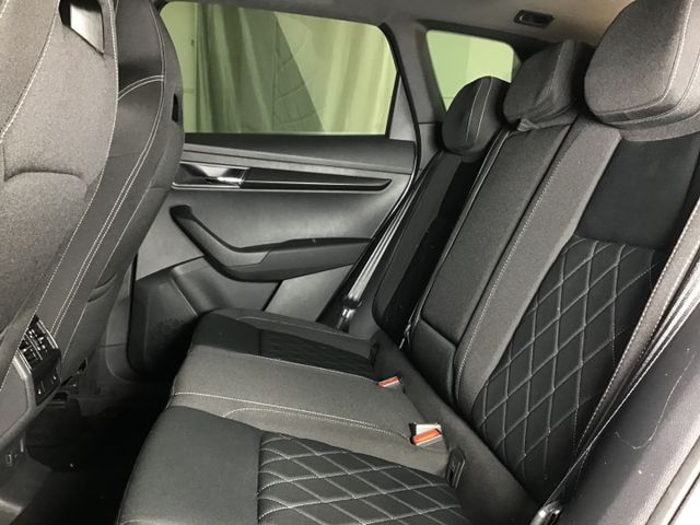 Fahrzeugabbildung Skoda Karoq Sportline 1.5 TSI DSG/Navi/DCC/ACC/4xSHZ