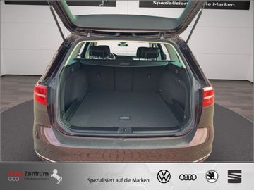 Volkswagen Passat Variant - 10