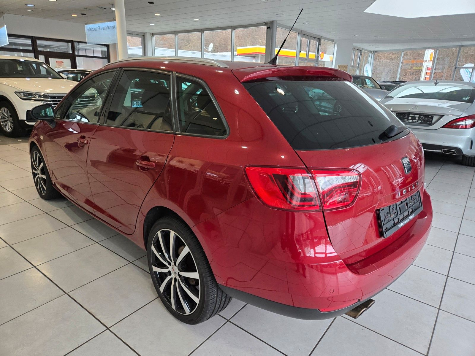 Fahrzeugabbildung SEAT Ibiza ST FR * AUTOMATIK *