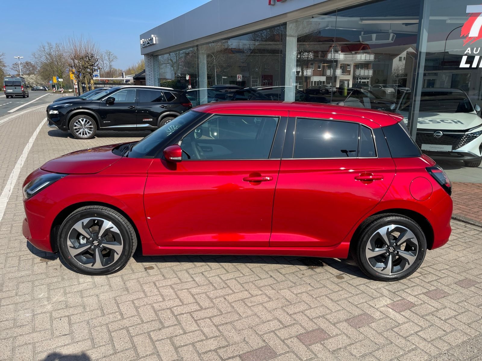 Fahrzeugabbildung Suzuki Swift 1.2 Dualjet Comfort+ Automatik Navi Kamera