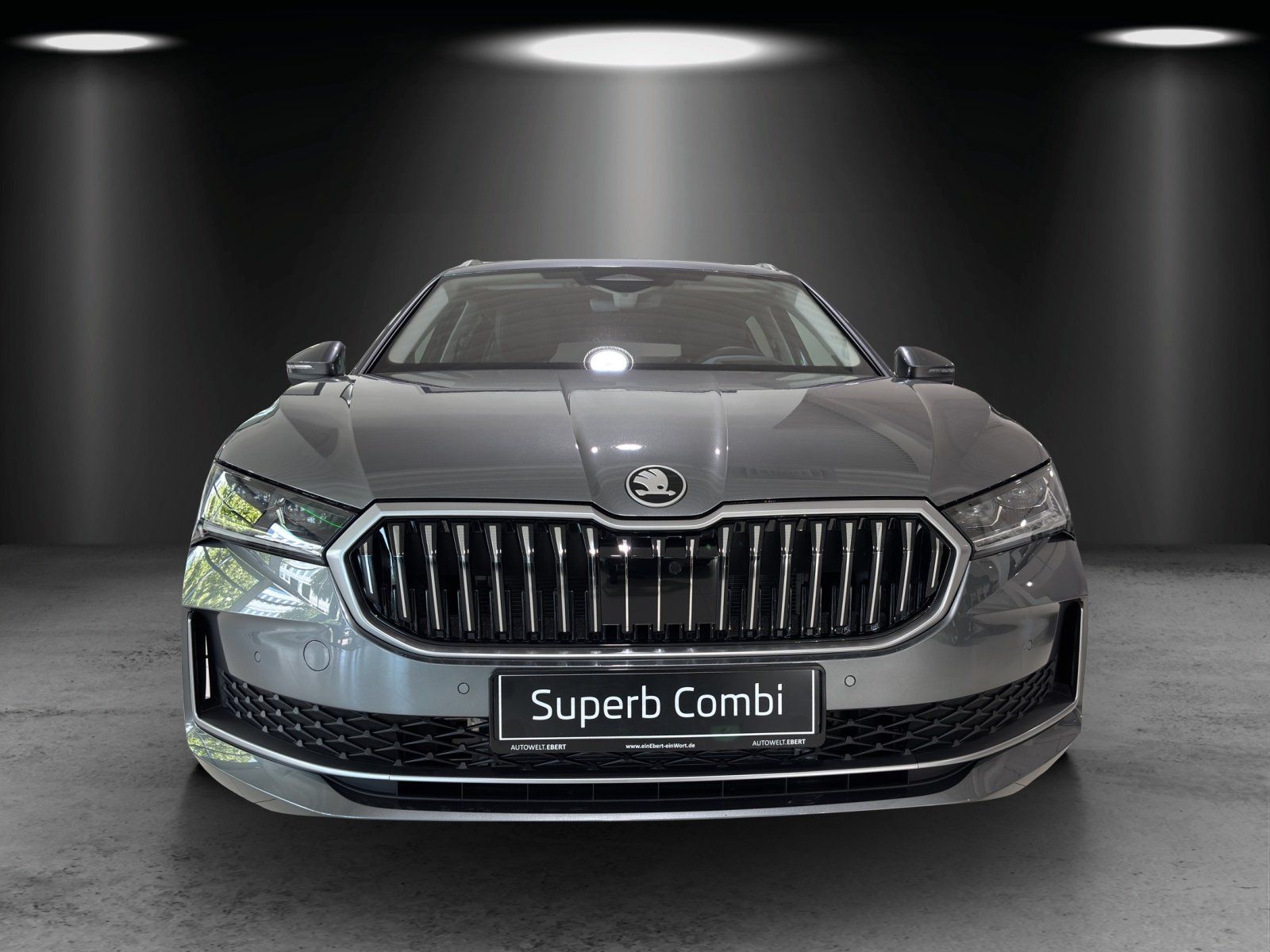 Fahrzeugabbildung SKODA Superb Combi L&K 1,5 TSI iV 150 kW DSG
