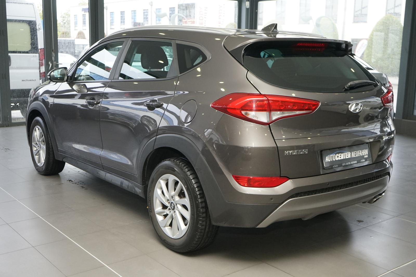 Hyundai Tucson Intro Edition 4WD+NAVI+KAMERA+TOT WINKEL+