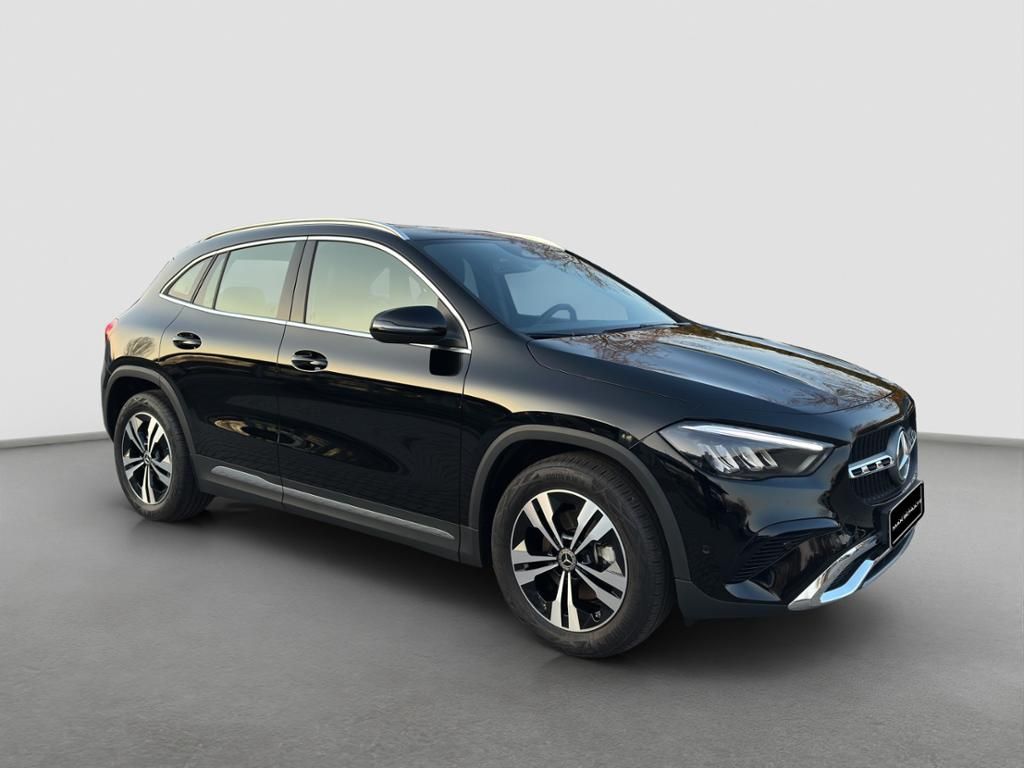 Fahrzeugabbildung Mercedes-Benz GLA 200 d LED*DISTRONIC*SpurH*elHeck*AHK*RFK*PDC