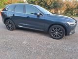 Volvo D5 AWD Inscription Standheizung+LED+AHK+Lichtpak - Volvo XC60 in Augsburg