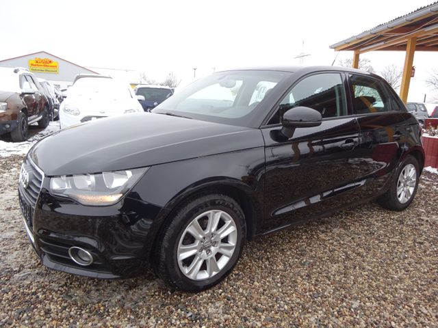 Audi A1 1.2 TFSI Attraction Sportback