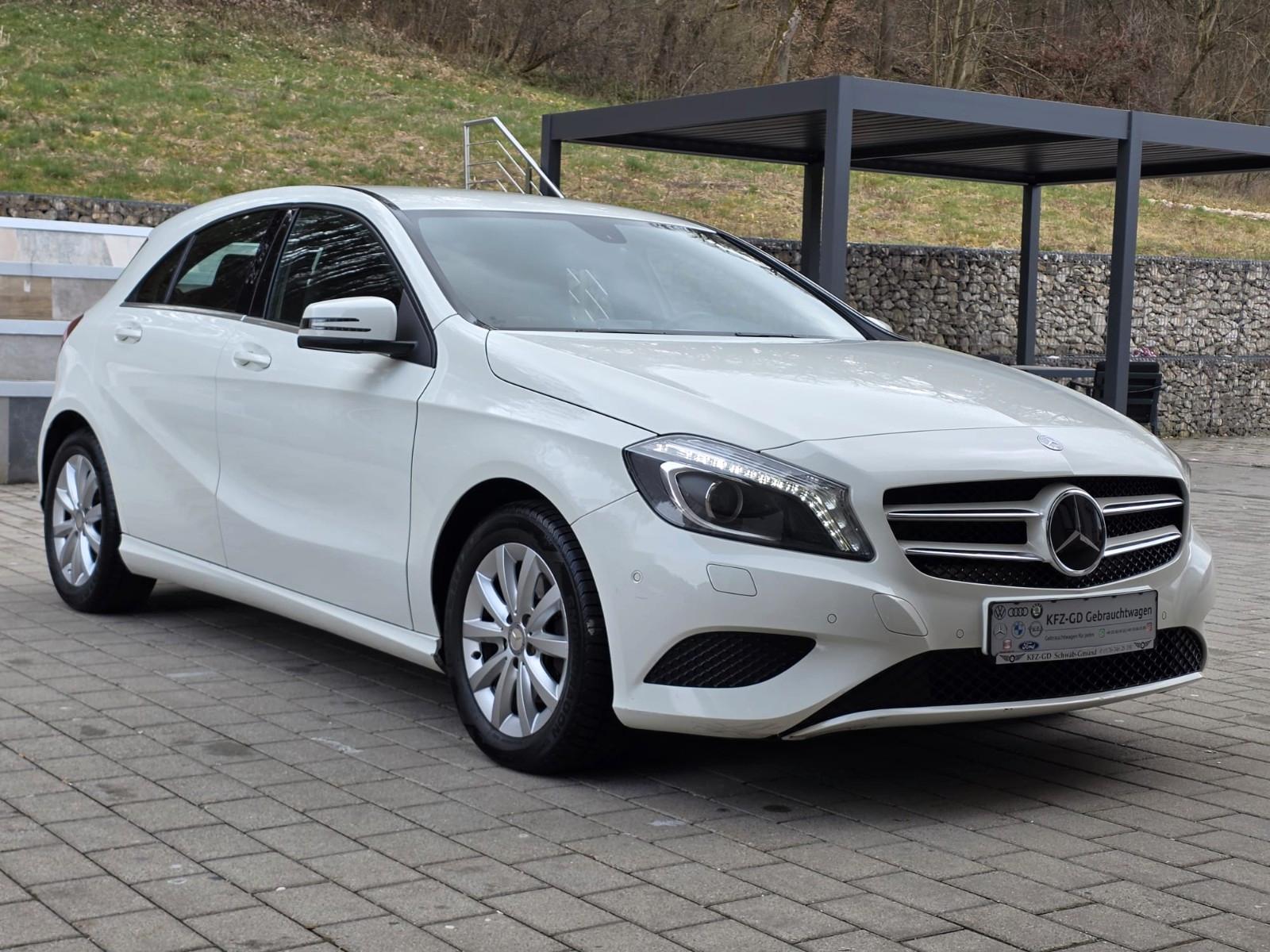 Mercedes-Benz A 180 BlueEfficiency Navi I Bi-Xenon I Sport