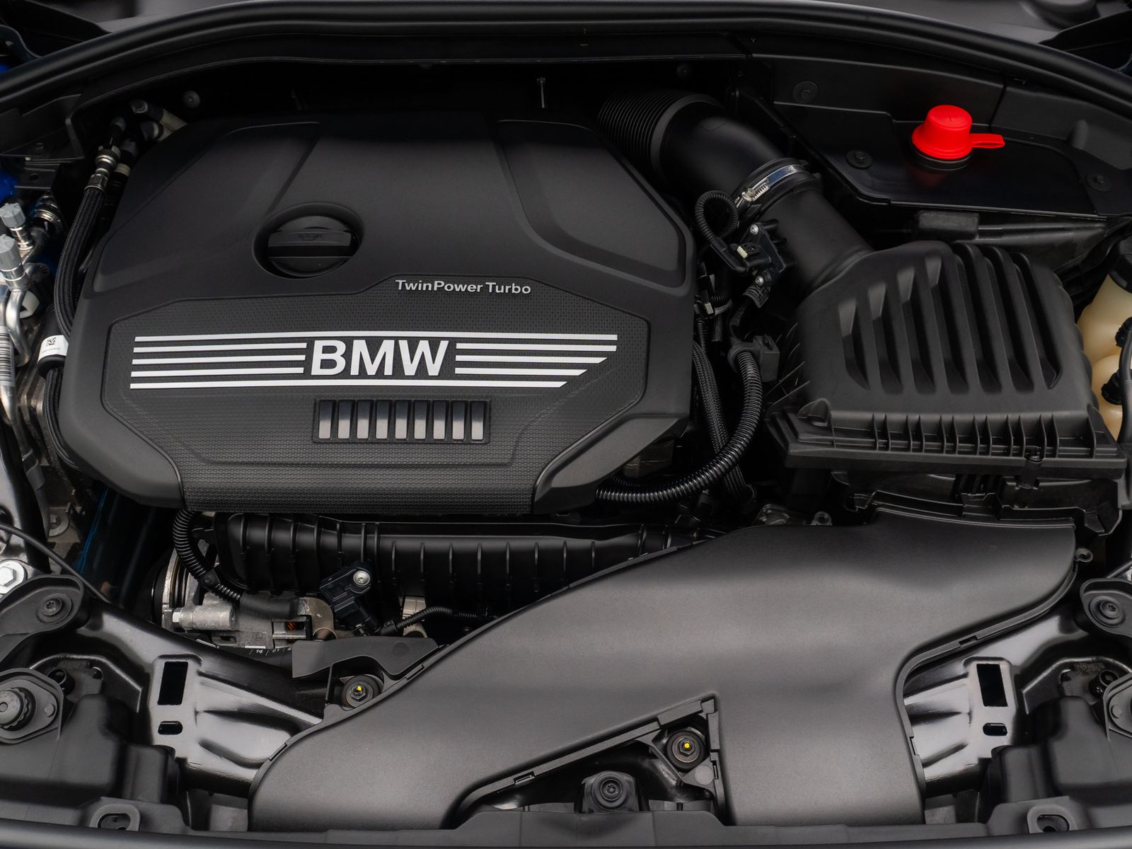 Fahrzeugabbildung BMW 218i Gran Coup&eacute; M Sport DAB H/K Panorama Komfort