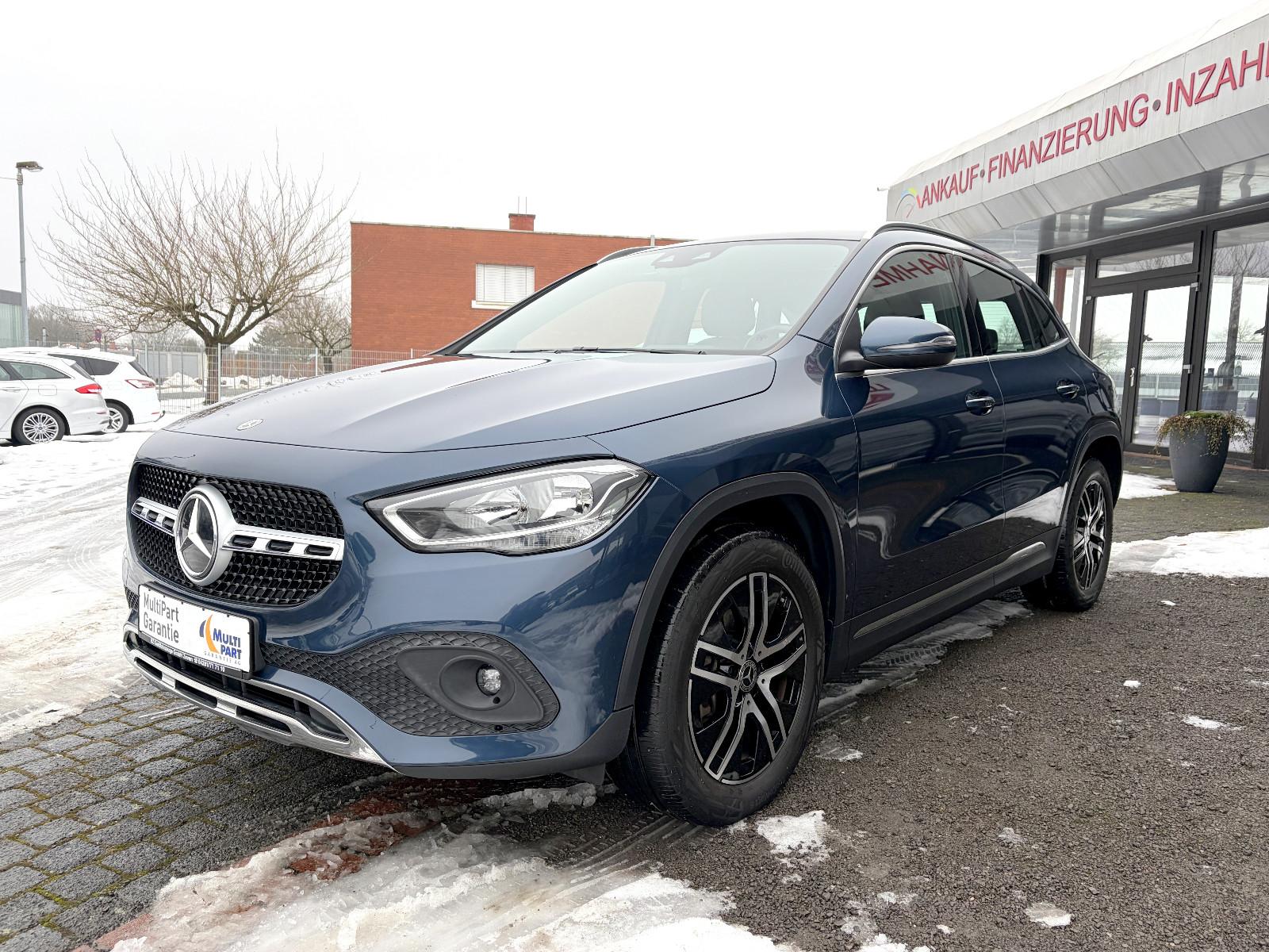 Mercedes-Benz GLA 250 e Progressive LED HUD PANO LEDER AHK SHG