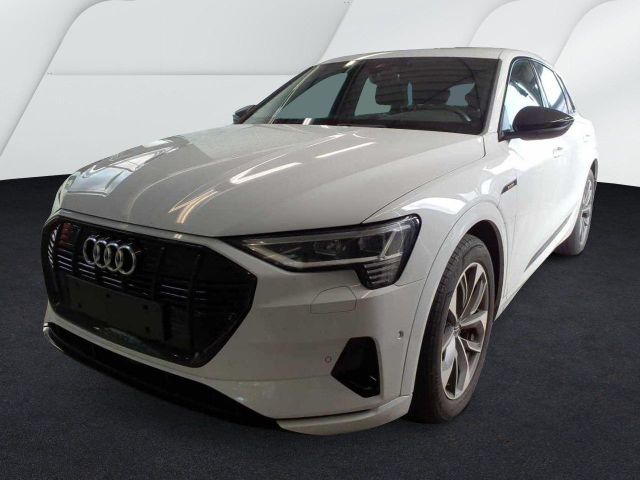 Audi E-TRON 55 S LINE/BLACK/20Z./MTRX/ACC/PANO/KAM.