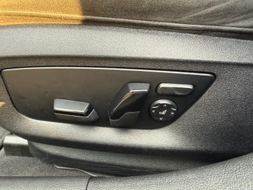 BMW 520d Touring M Sport+AHK+Laser+AppC+ACC+4xKlima+