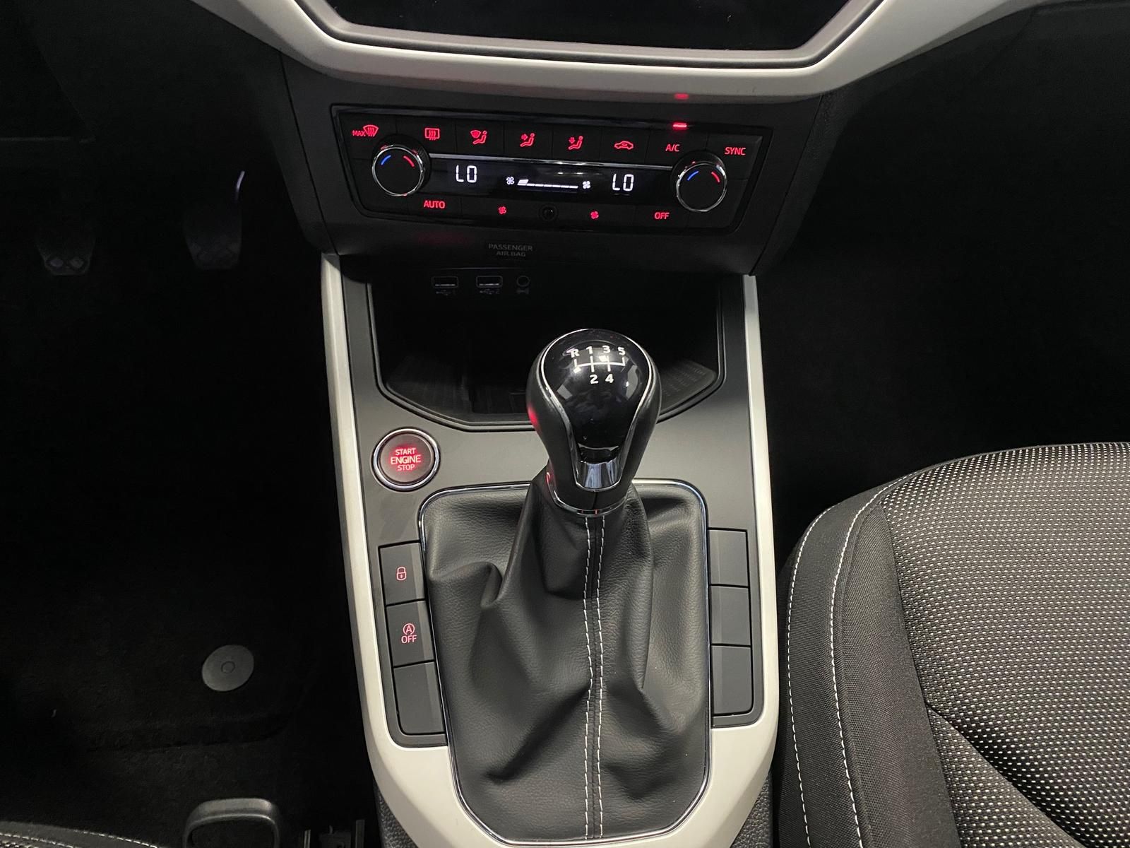 Fahrzeugabbildung SEAT Arona 1.0 TSI Xcellence+APP+NAVI+PDC+LED+TEMPOMA