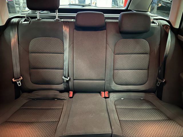 Skoda Superb Combi Exclusive *Xenon*PDC*Klima*DAB*Navi