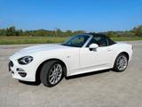 Fiat 124 Spider 1.4 MultiAir Turbo Lusso Lusso - weiße Fiat 124 Spider