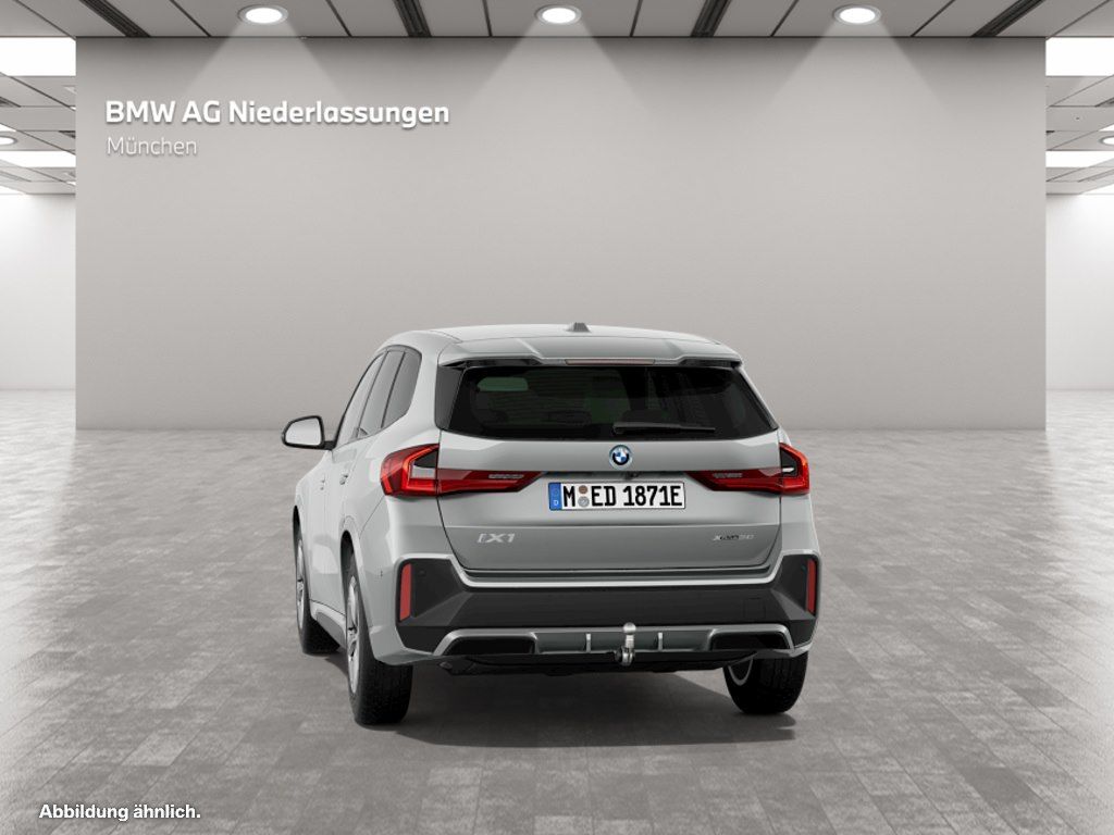 BMW iX1 - Bild 9