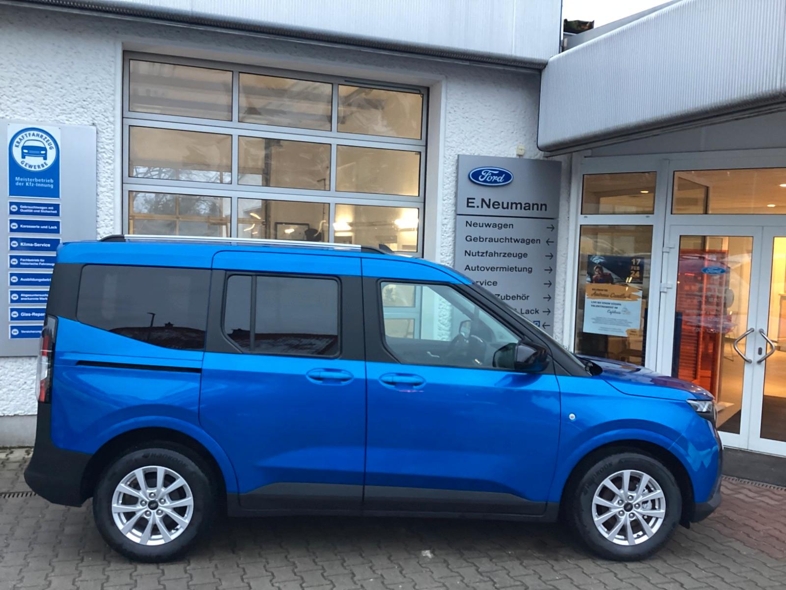 Ford Tourneo Courier Titanium