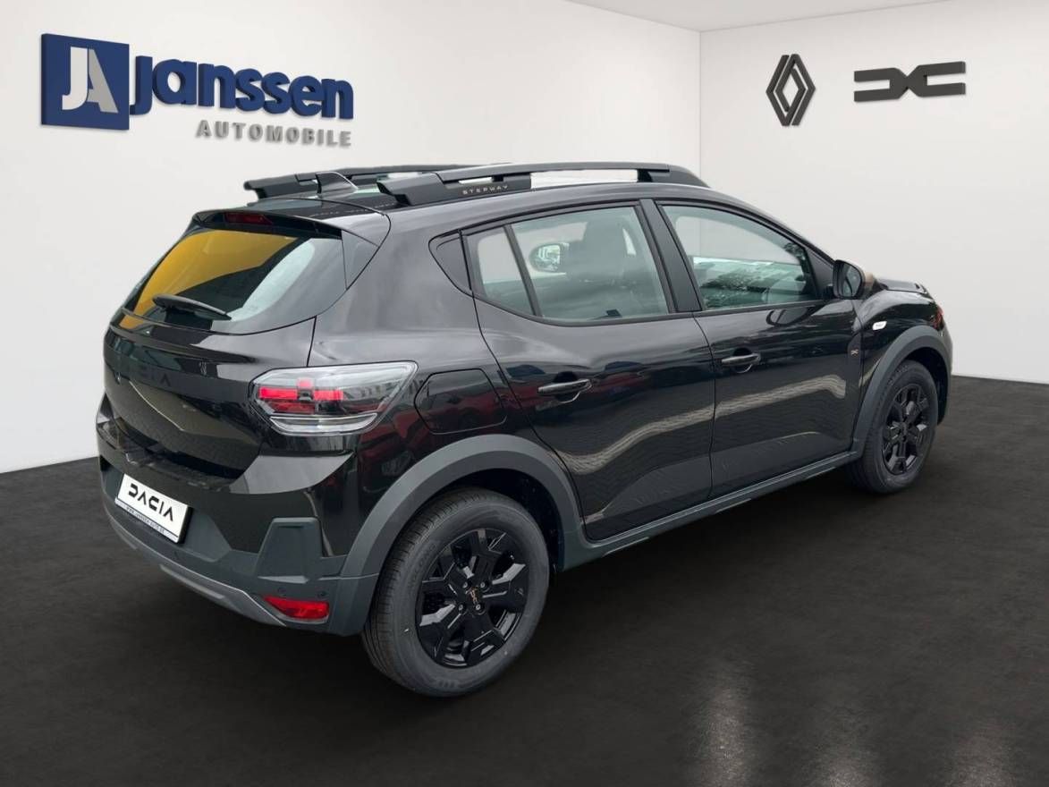 Fahrzeugabbildung Dacia Sandero Stepway Extreme TCe 110