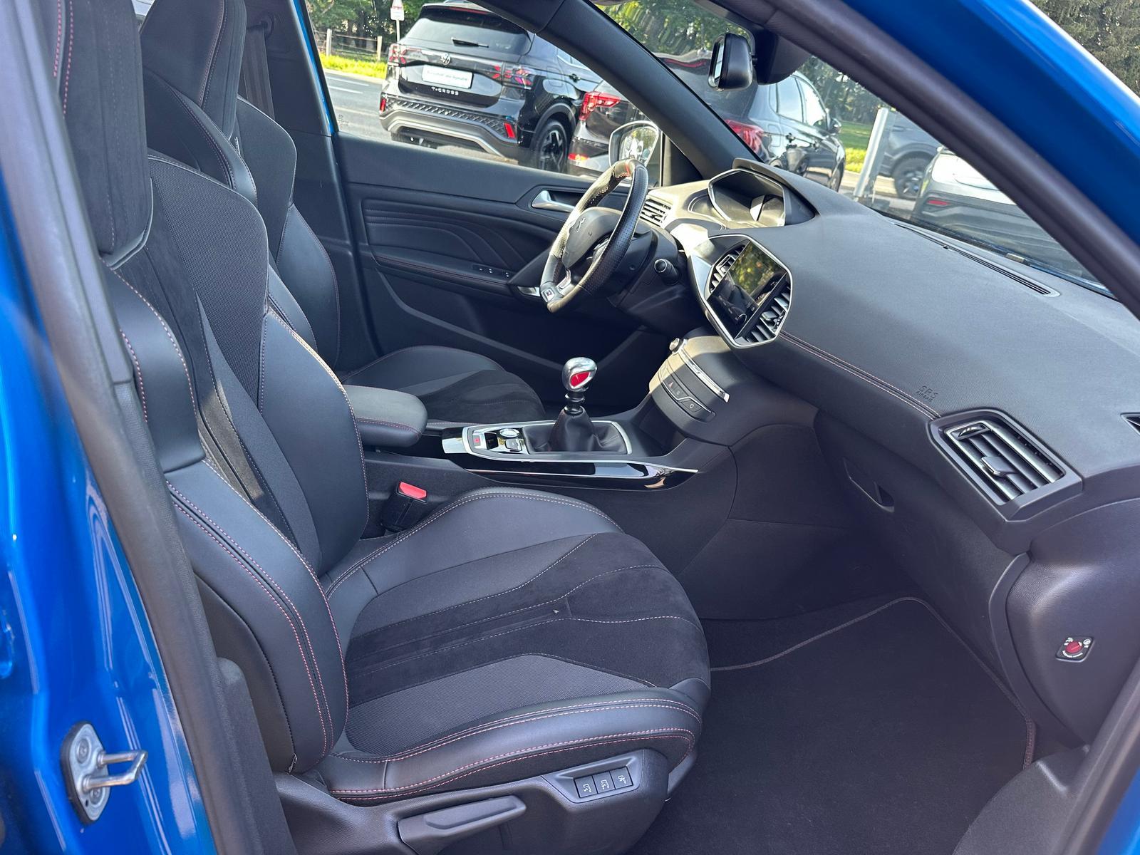 Peugeot 1.6 PureTech GTi*Navi*SHZ*el.Sp*Klima*SPS*Touch