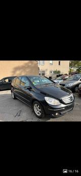 Mercedes-Benz Mercedes B150 - Mercedes-Benz B 150 Kombi Gebrauchtwagen