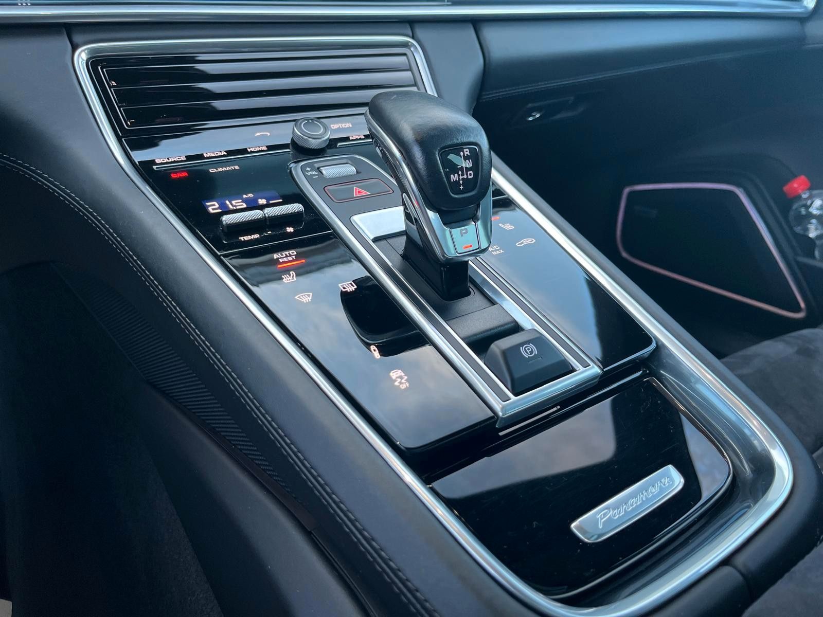 Fahrzeugabbildung Porsche Panamera Sport Turismo GTS*Pano*Matrix*HUD*360°*