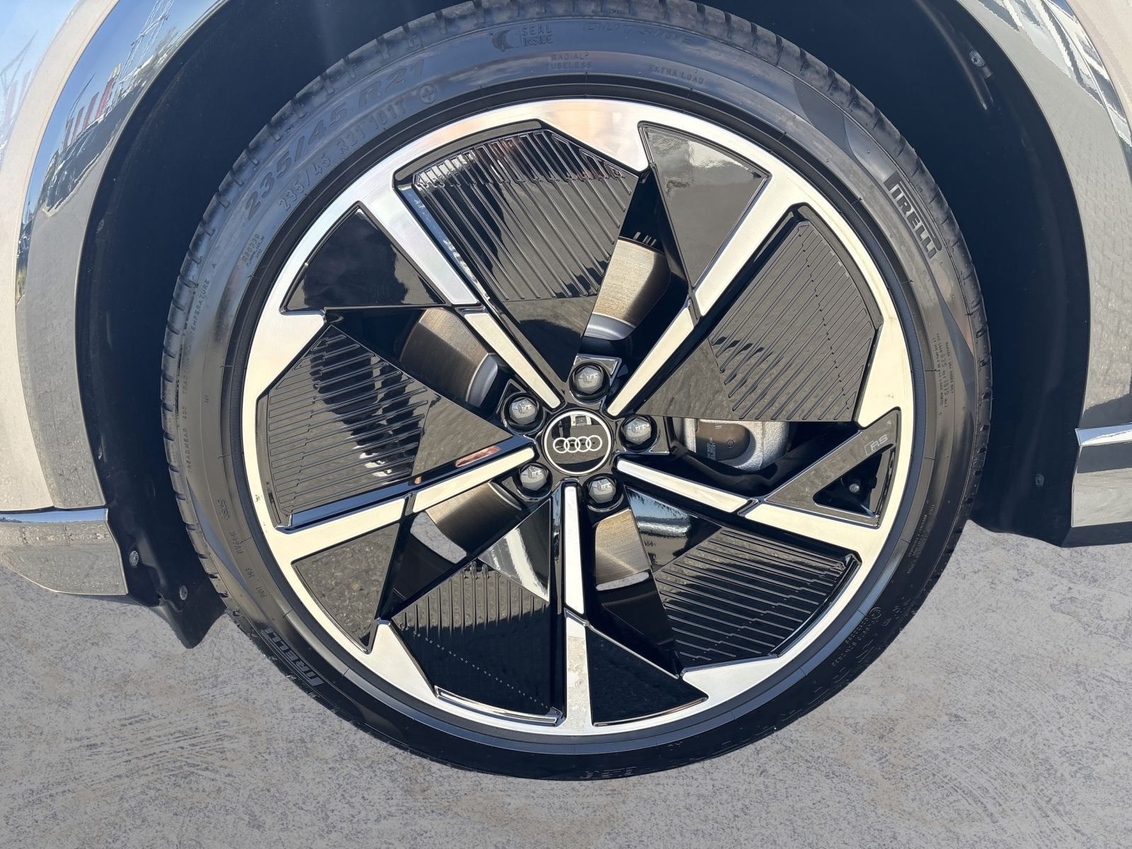 Audi Q4 e-tron - Bild 8