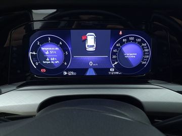 Volkswagen Golf - 6
