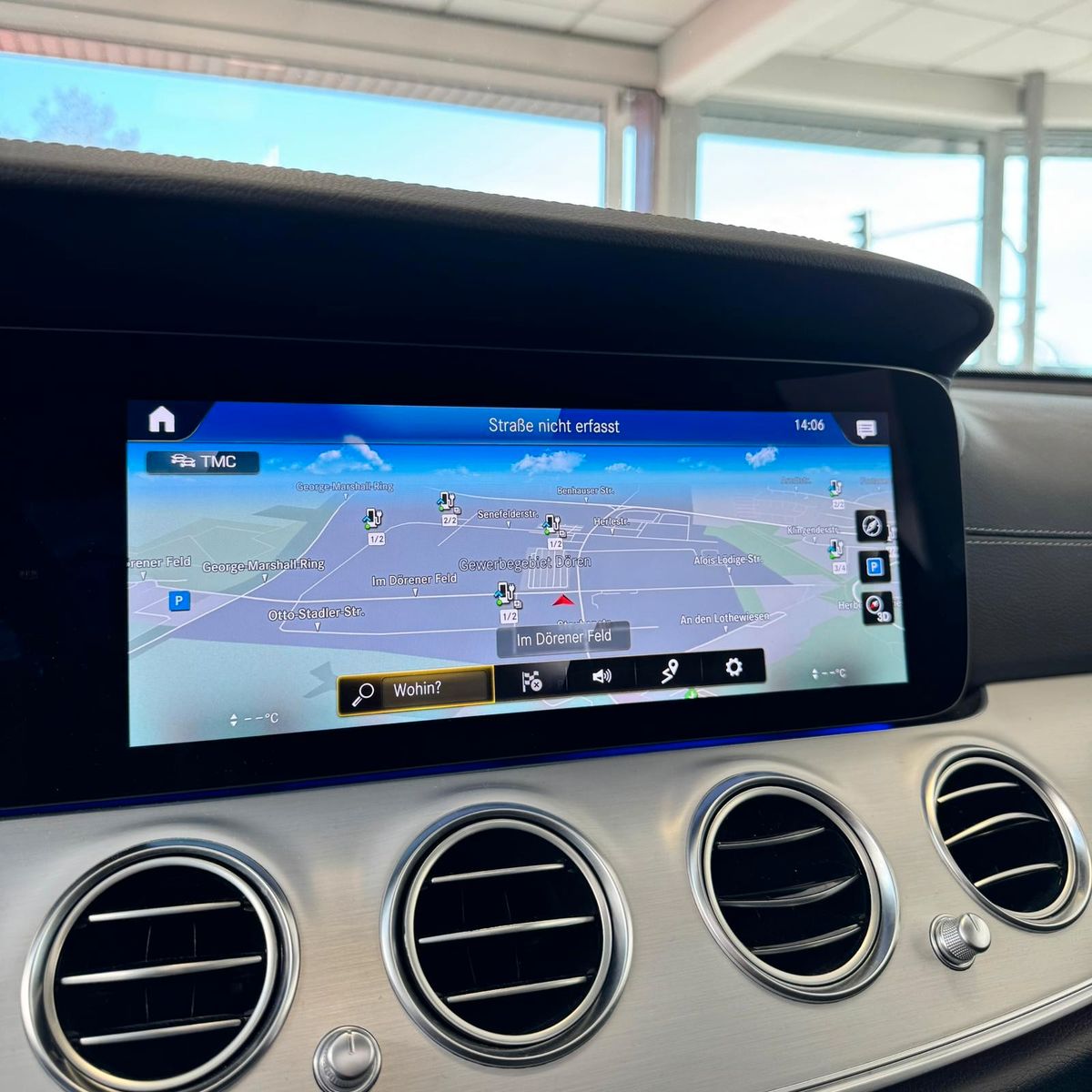 Fahrzeugabbildung Mercedes-Benz E 300 E Limousine E 300 e