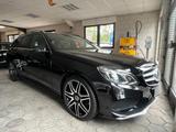 Mercedes-Benz E400T AMG Paket/AMGPLUS/Einzelstück/Vollaus/TOP - Mercedes-Benz E 400 in Duisburg
