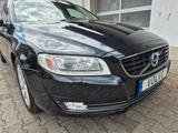 Volvo V70 D4 Summum Geartronic TÜV NEU - Volvo V70 mit Diesel-Antrieb: Kombi, Automatik