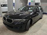 BMW 530 e HUD*Driving*AHK*VollLeder*4xSH*eleSitz*DAB