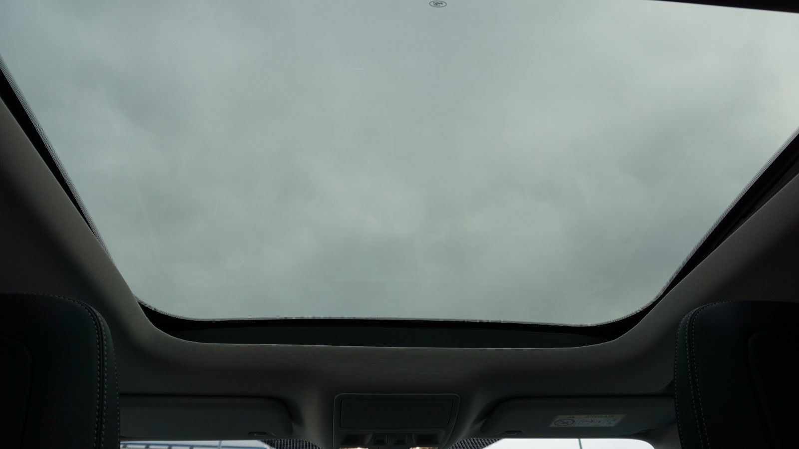 Fahrzeugabbildung Ford Focus Turnier Vignale, Kamera, Pano, Leder, LED