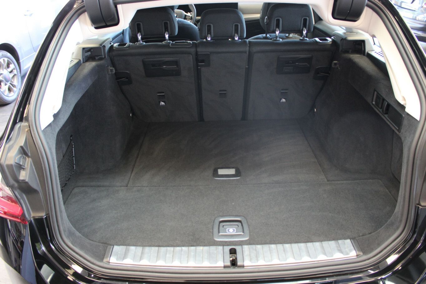 BMW 318 318i Touring Aut. foto 6