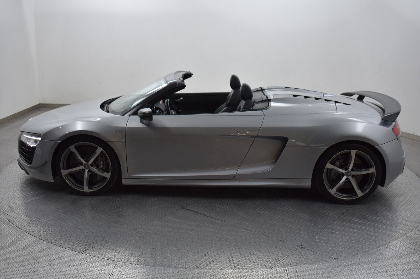 AUDI R8 Spyder V10 5.2FSI quatt LMited Edition 04/30 - Image 5