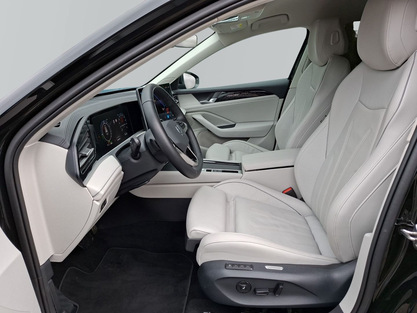 Passat Variant 1.5 eHybrid DSG Elegance *LEDER*A