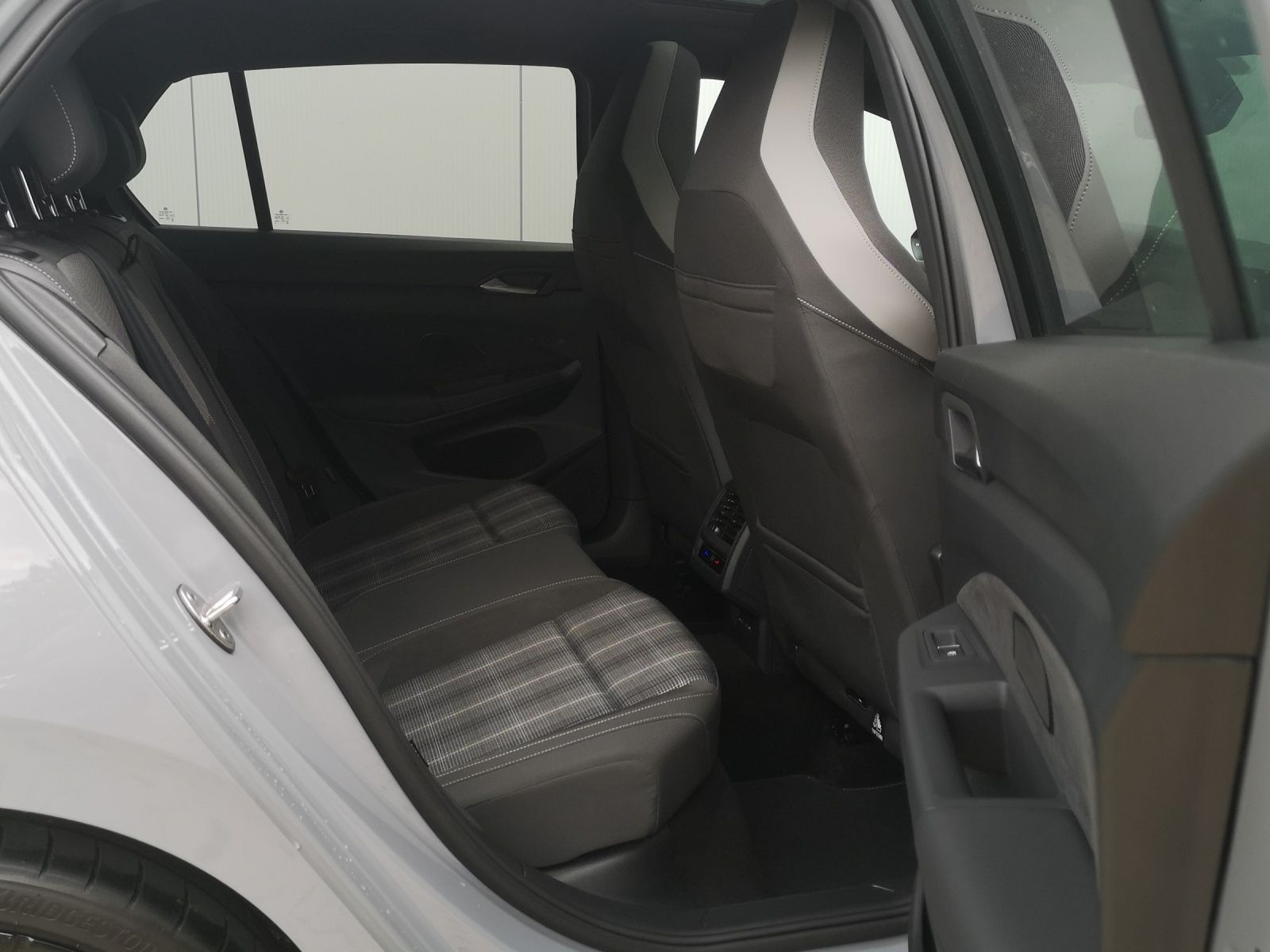 Volkswagen Golf - Bild 24