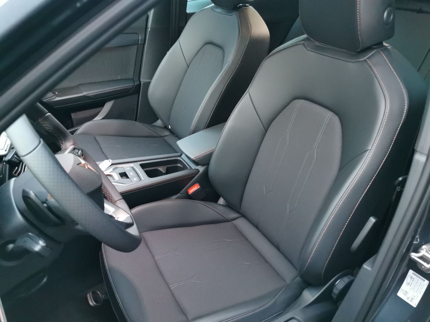 Fahrzeugabbildung CUPRA Formentor Navi digi. Cockpit LED El. Heckklappe