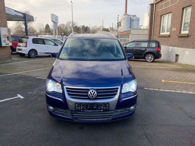 Volkswagen Touran Highline*TÜV-NEU*