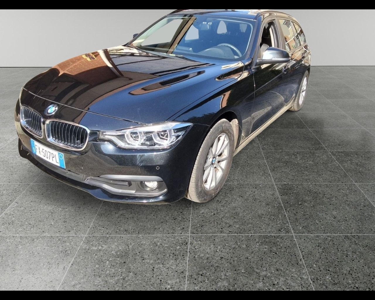 BMW Serie 3 (F30/31) - 318d Touring Business Adv