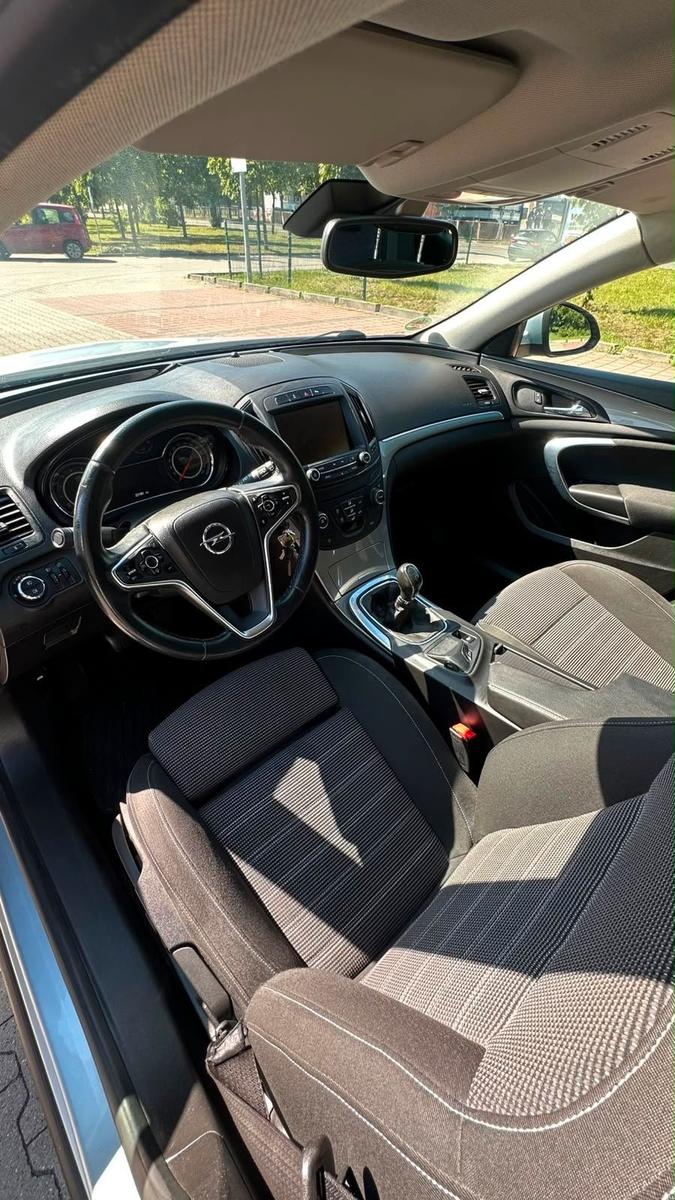 Opel Insignia 2013 — photo 10